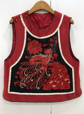 26770欧洲站2026春轻奢圆领亮片刺绣两侧开叉复古国风马甲外套女