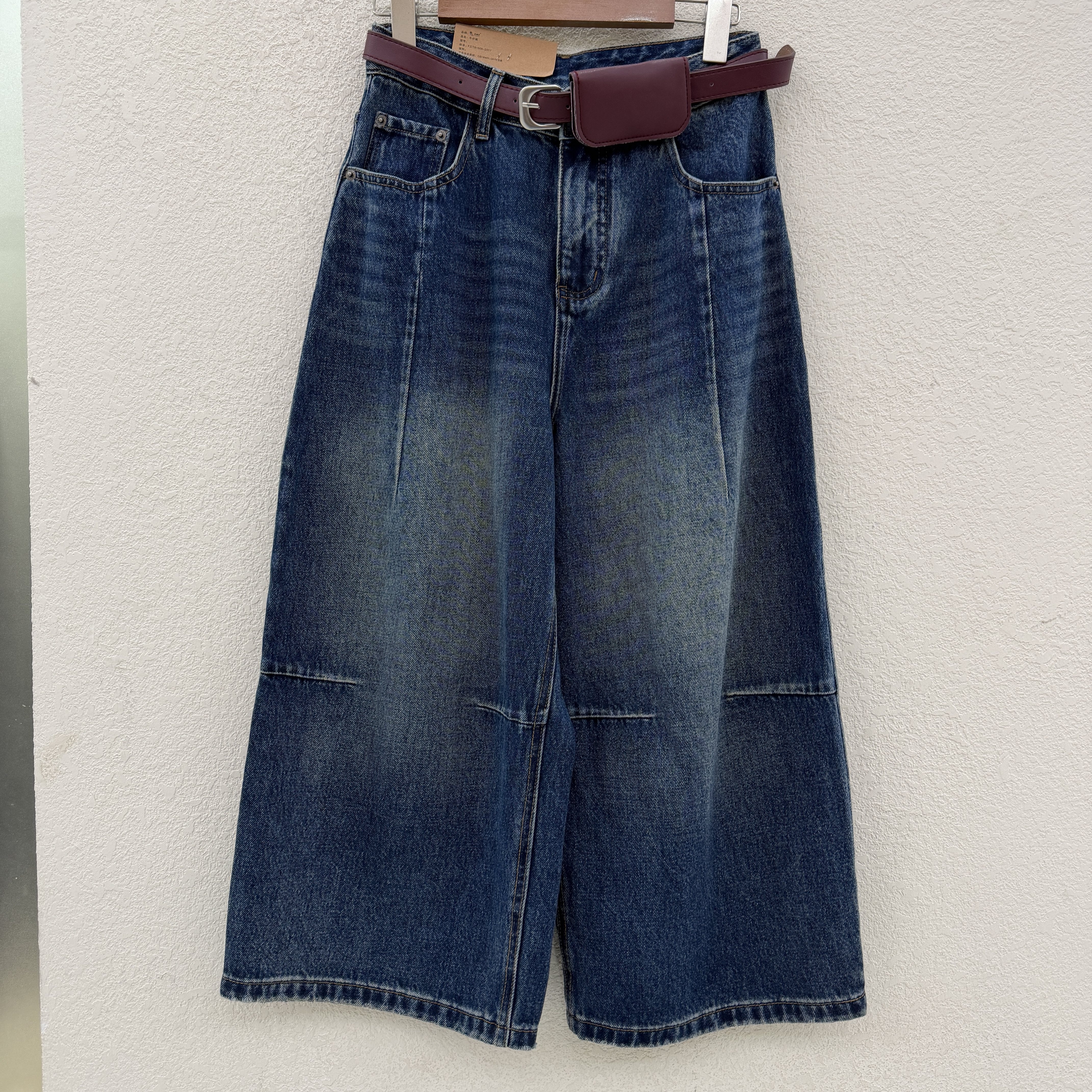 JEANS秋款红提子19020高腰显瘦直筒八分牛仔裤女宽松百搭弯刀裤