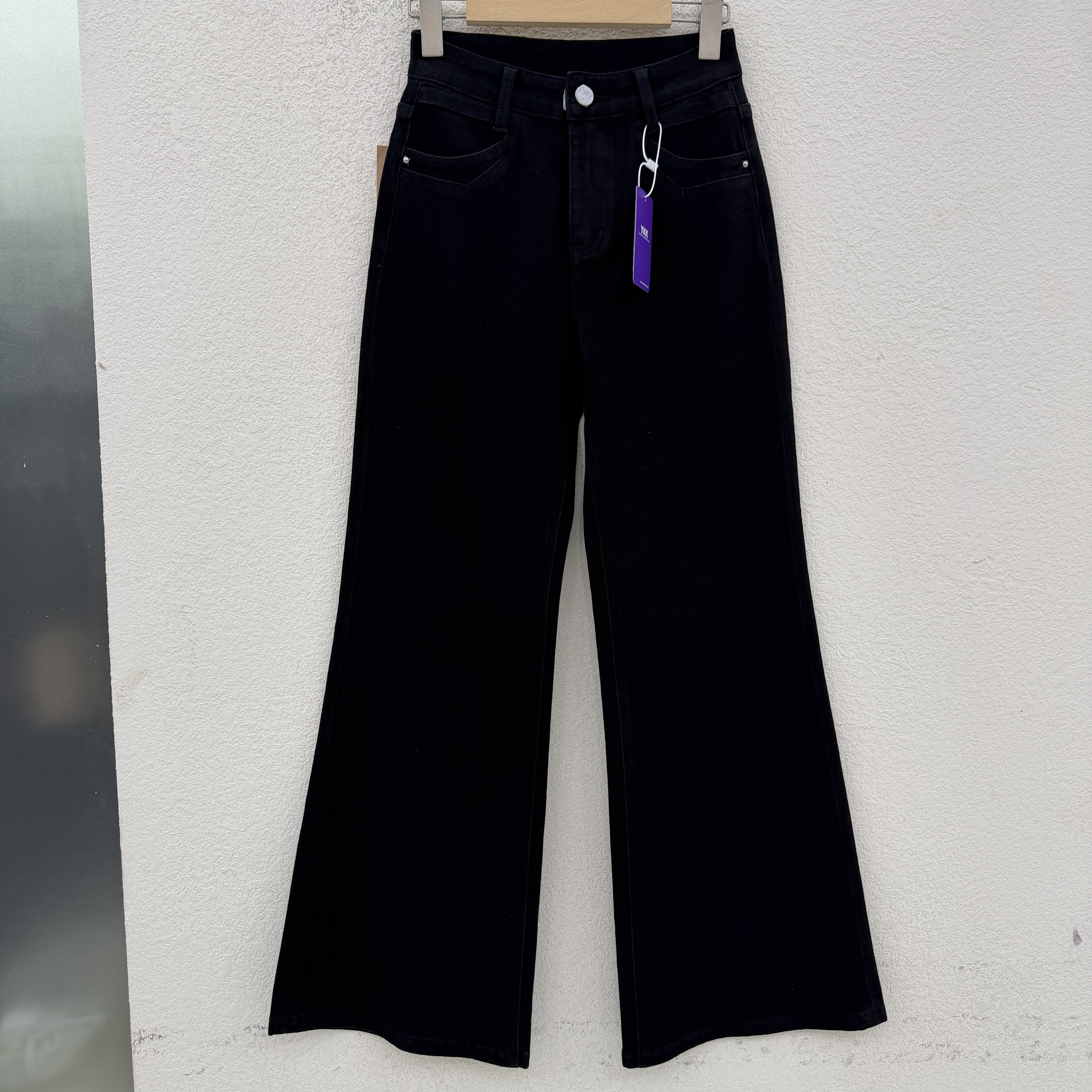 JEANS易人86023欧货修身微喇牛仔裤女秋季高腰高弹力直筒喇叭长裤