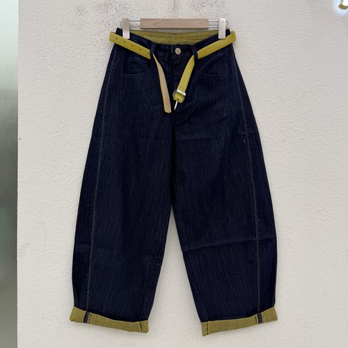 Q FASHION JEANS佐拿 芭度玄风10718牛仔裤女九分弯刀哈伦老爹裤