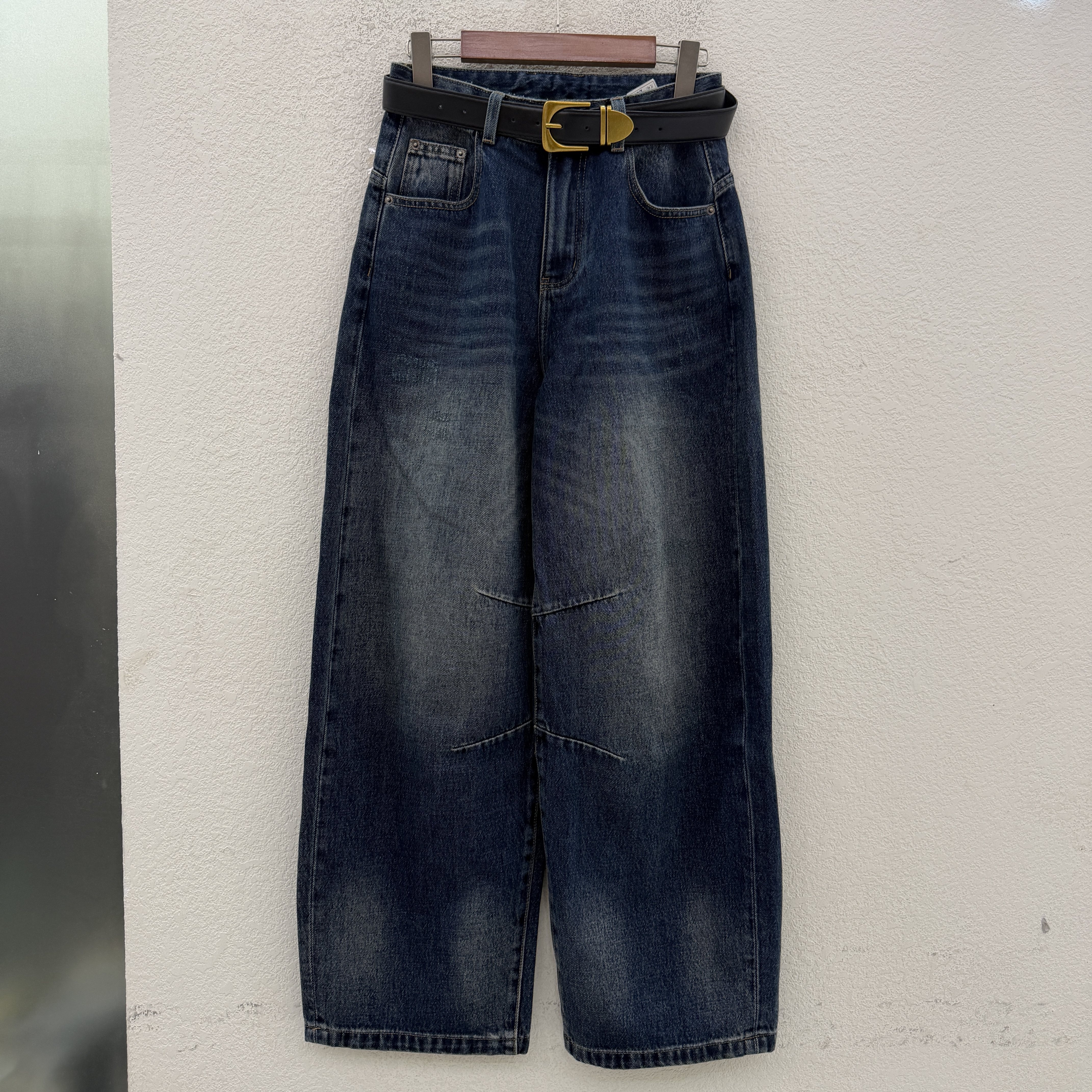 Q FASHION JEANS佐拿 芭度玄风61389显瘦弯刀牛仔裤女拖地香蕉裤