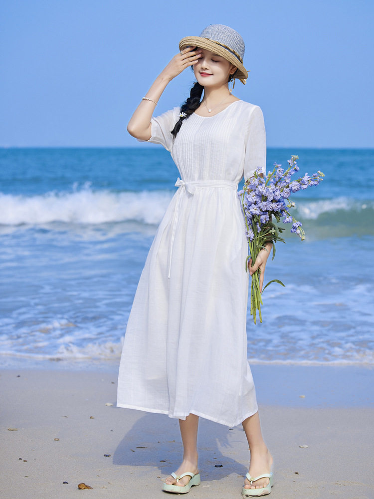 白色连衣裙高级感女夏天薄款文艺棉麻中袖宽松显瘦高端苎麻中长裙图片