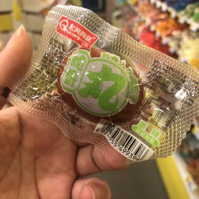 起亮食品脆骨丸熏煮香肠散装称重