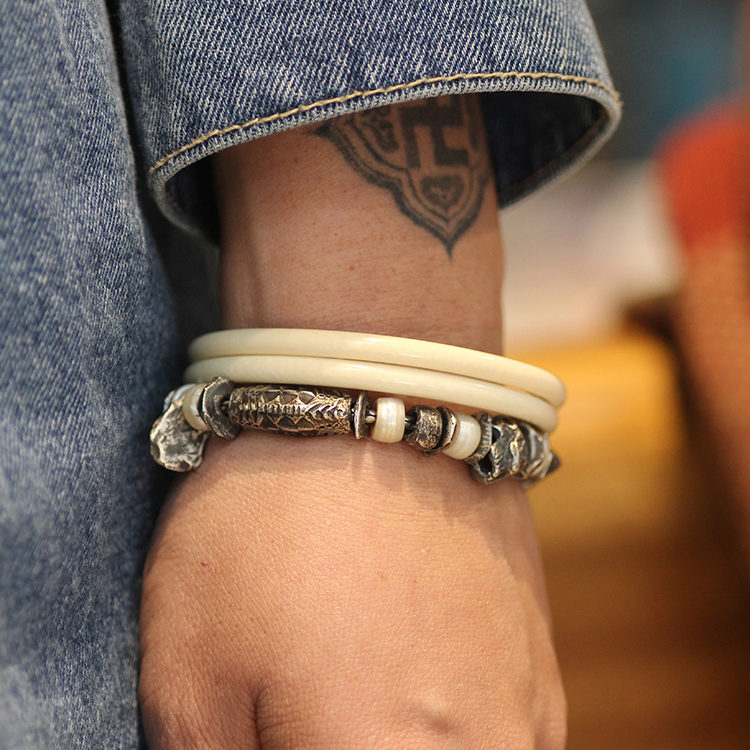 跋折罗老珍珠藏传游牧风银手链