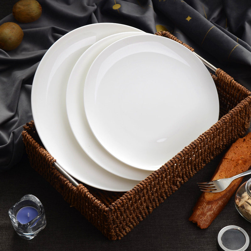 White round domestic ceramic 10 inch steak plate