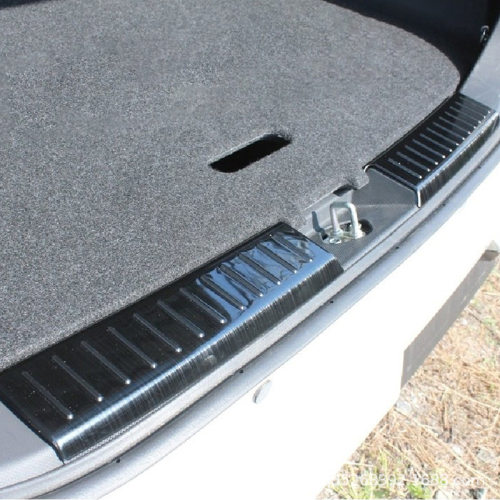 适用于丰田20款Raize改装专用内置后保险杠后备箱护板防擦装饰条