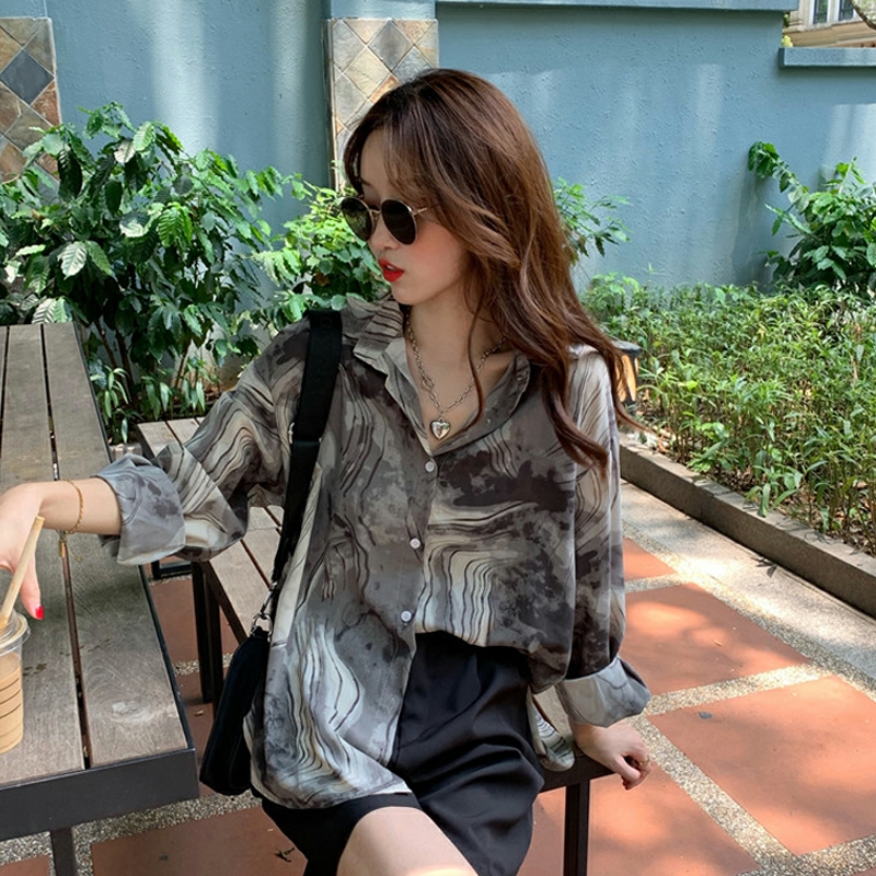 Retro ink printed long sleeve shirt women's autumn new Korean loose Hong Kong style design minority shirt