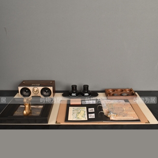屿物为居 中古风样板间书房架空层书桌手工书写饰品软装搭配摆件