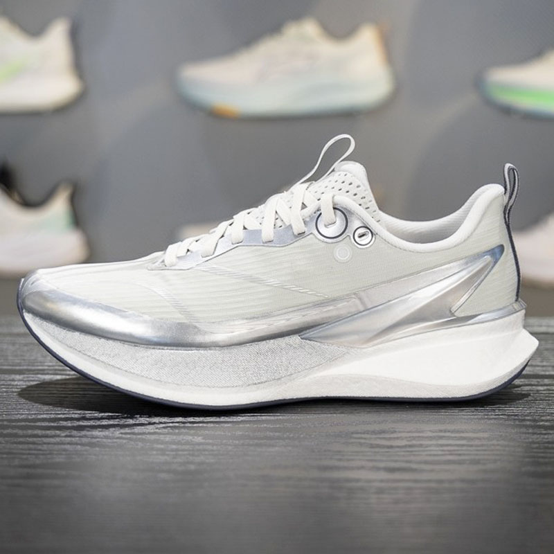 李宁男子赤兔训练高回弹竞速跑鞋