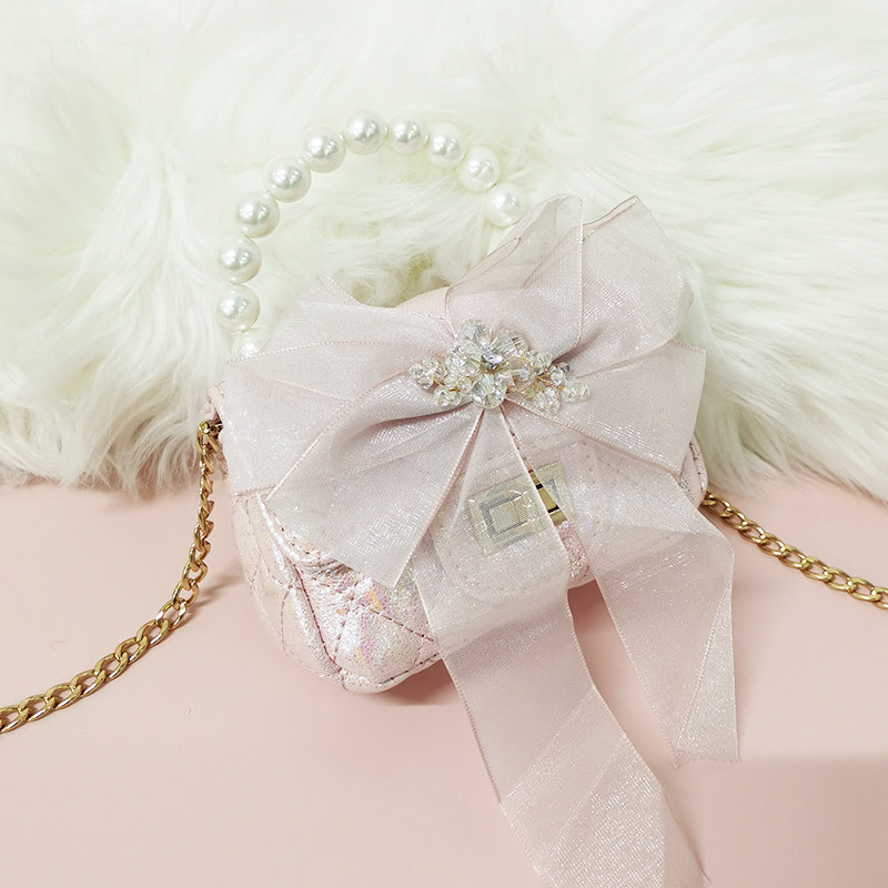 网红秋冬新款儿童斜挎包高档小香风链条补拳柜子抽屉注塑葱,