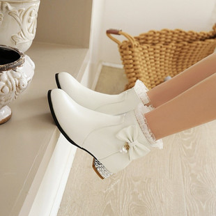 女童短靴2025秋冬款加绒白色公主皮靴走秀小女孩高跟鞋儿童马丁靴