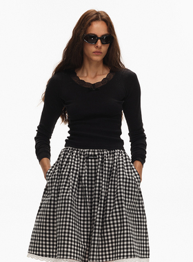 ECHOADE优化身形 做旧破洞褪色工艺 蕾丝边蝴蝶结设计V领修身T恤