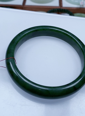 和田玉碧玉手镯62.2口有包容
