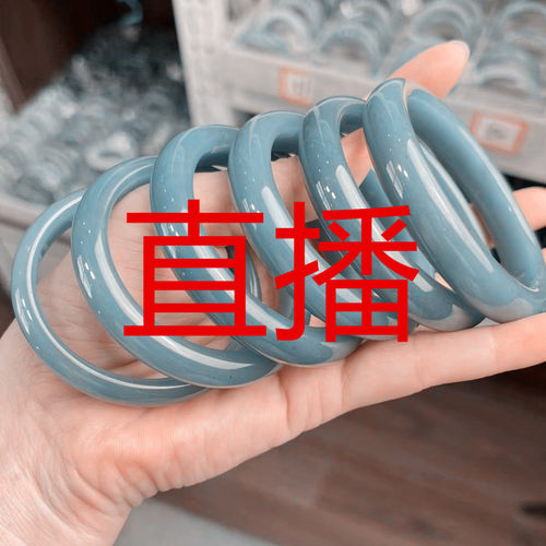 和田玉手镯女士山料圆形滑润批发