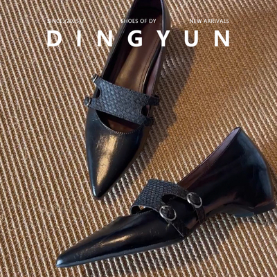 通勤日常百搭尖头一脚蹬玛丽珍