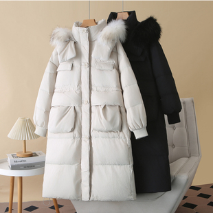大码羽绒服女180斤以上长款2026新款胖mm时尚毛领连帽白鸭绒外套
