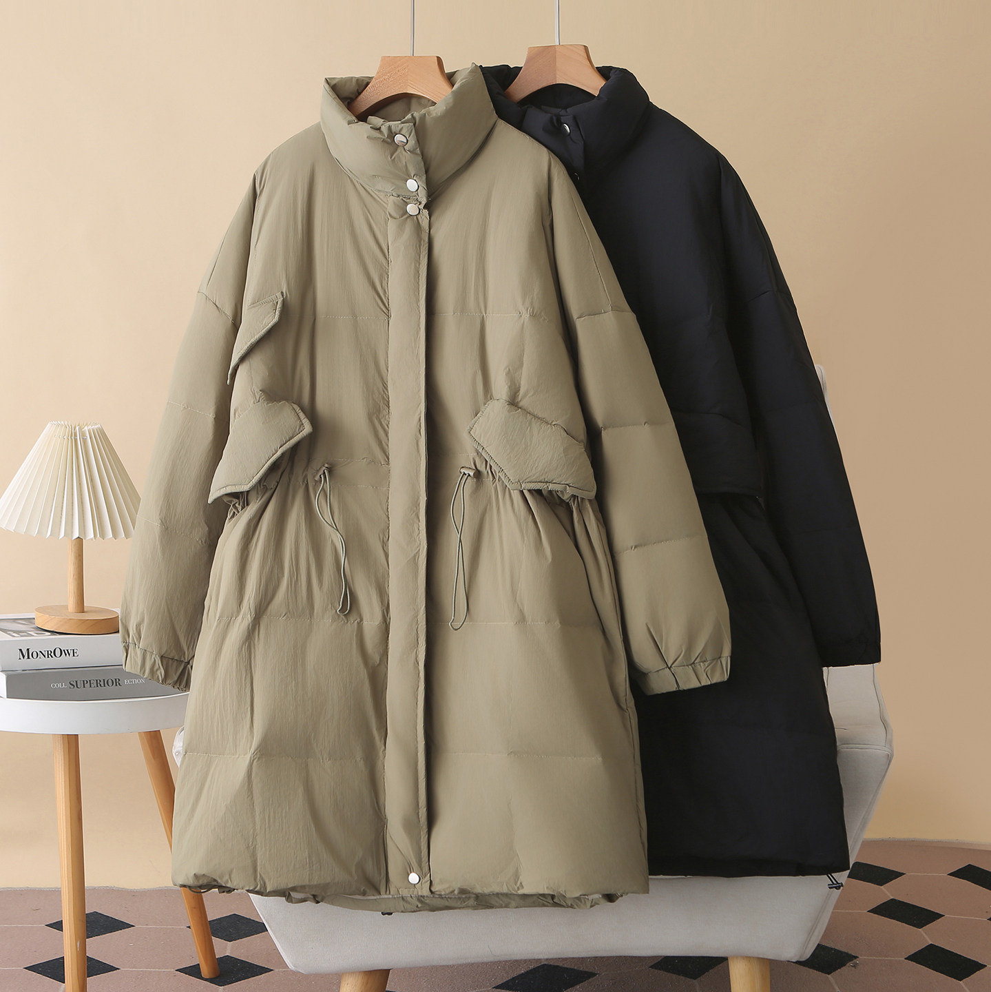 羽绒服女200斤大码胖妹妹抽绳收腰宽松中长款薄款立领白鸭绒外套