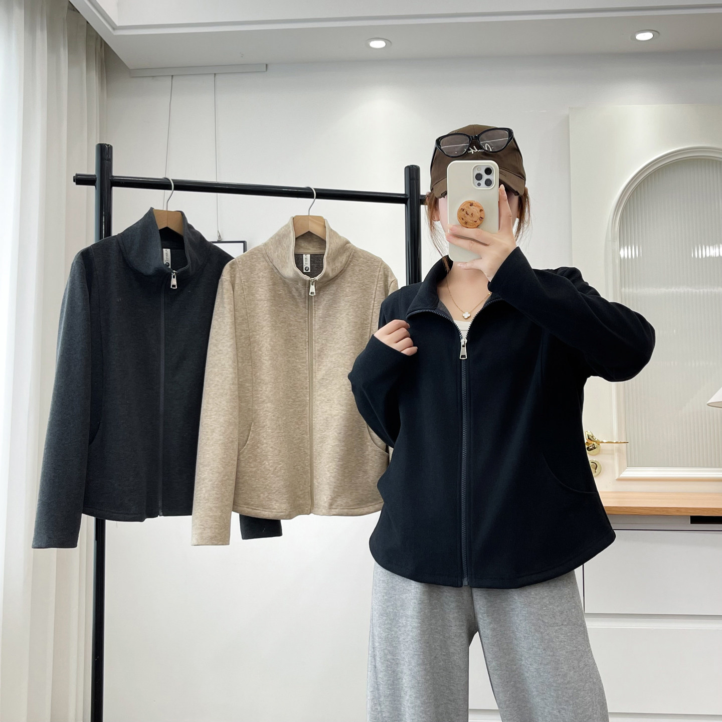 胖妹妹开衫外套大码女2026年秋季新款200斤显瘦运动休闲拉链卫衣