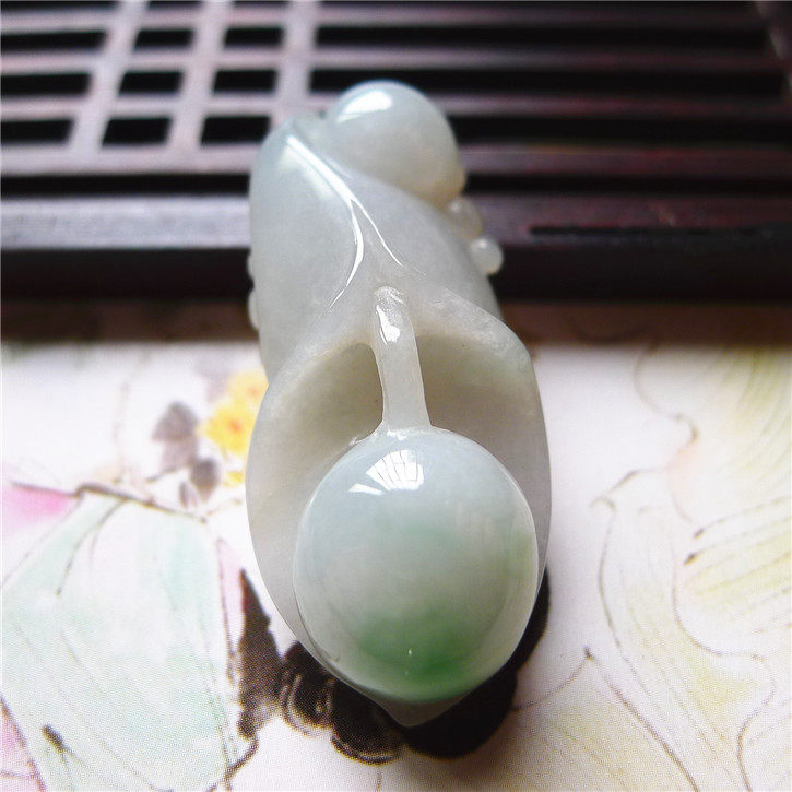 正品天然翡翠A货老坑种 喇叭花吊坠 配鉴定证书