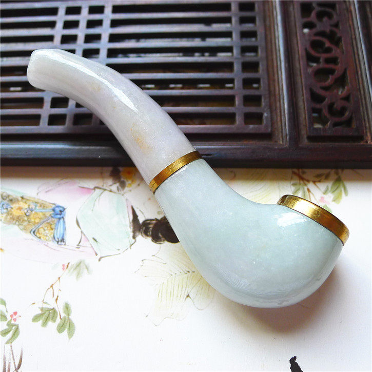 正品天然翡翠A货老坑种翡翠 精美烟嘴 配鉴定证书