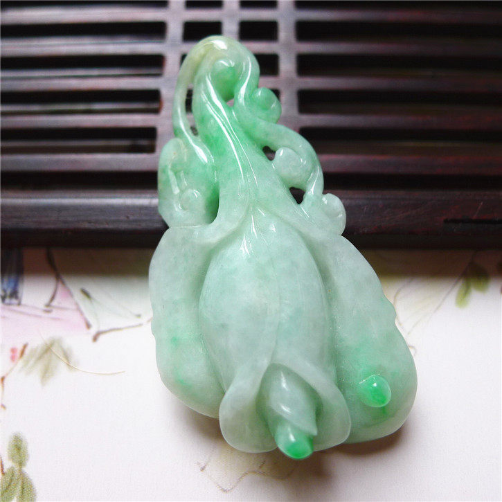 正品天然翡翠A货老坑种 喇叭花吊坠 配鉴定证书