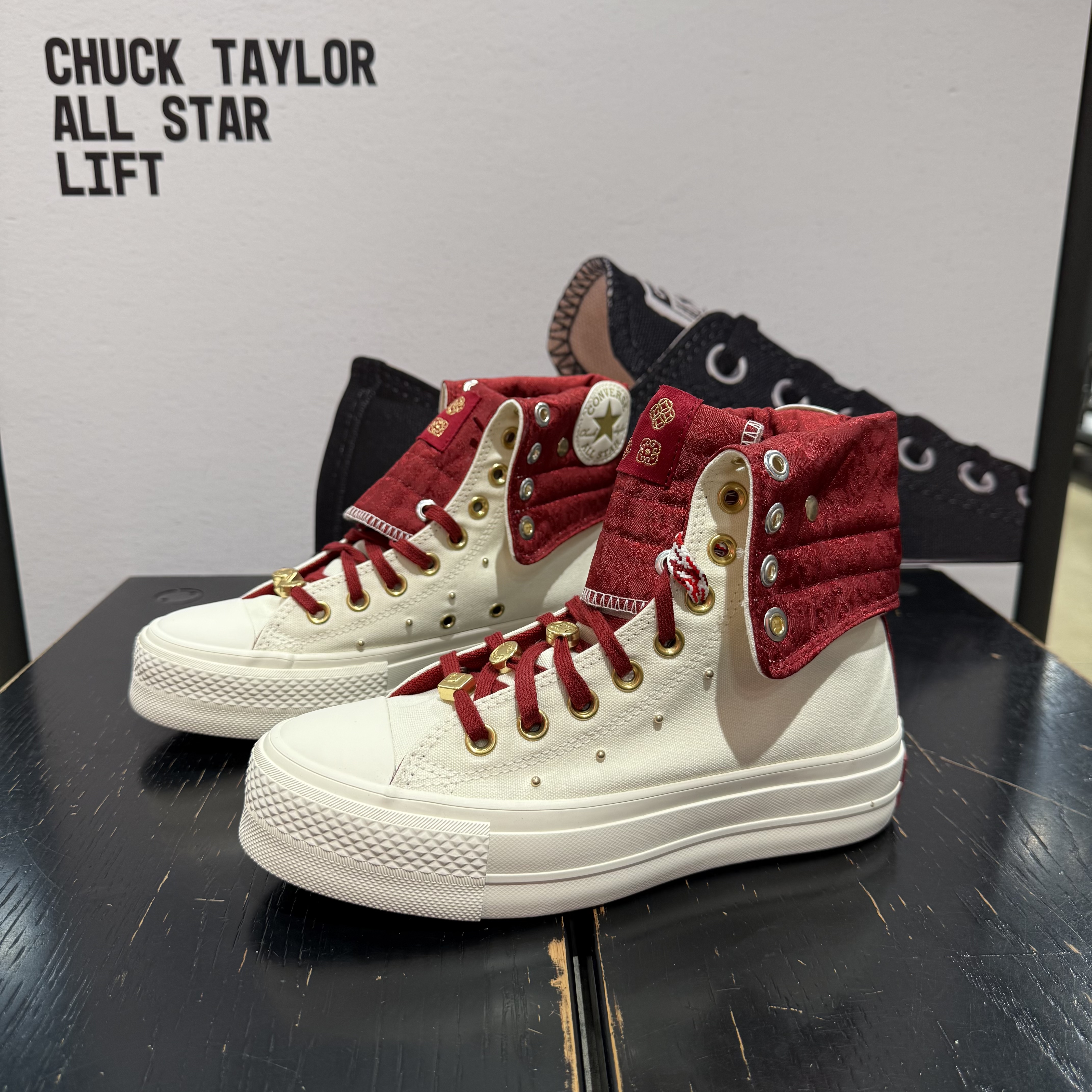 CONVERSE匡威all star马年厚底增高米白色女款高帮帆布鞋 A19074C图片