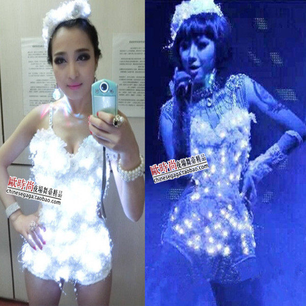 新款高端DS夜店酒吧演出服女歌手DJ领舞服白色发光花朵连体舞台装