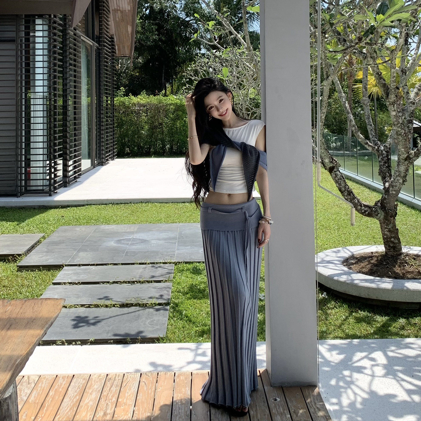 Fbb limit【迷恋蓝色】羊绒百褶针织半裙经典撞色三角巾披肩套装