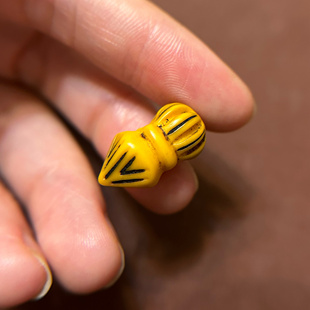 藏区收货精品老黄料背云金刚杵普巴杵黄色老塑料器密胺西藏传配饰