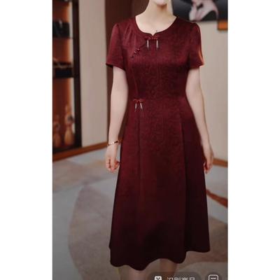今年流行爆款红色冰丝连衣裙女夏2025新款妈妈新中式旗袍中长裙子