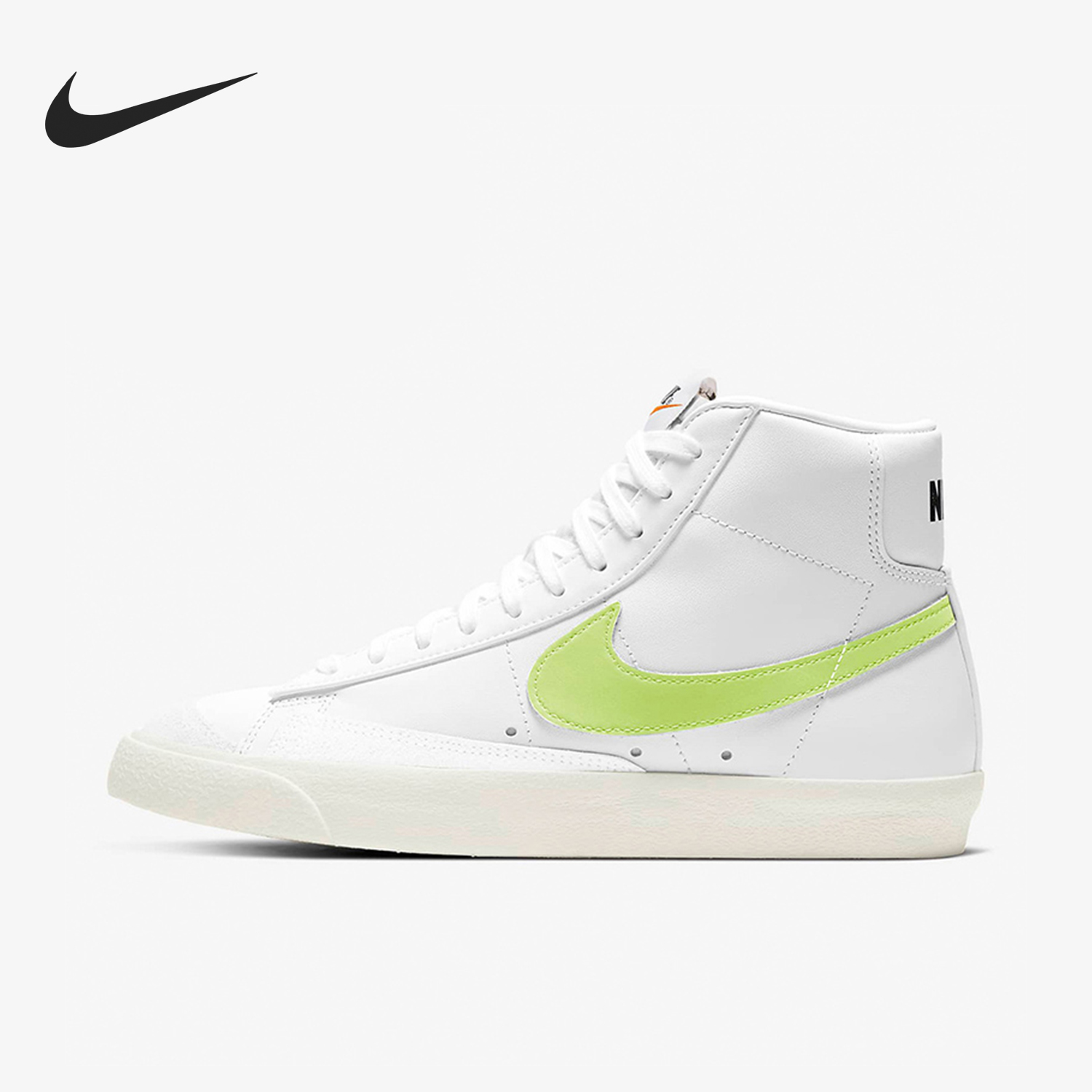 耐克女士包裹性防滑休闲板鞋