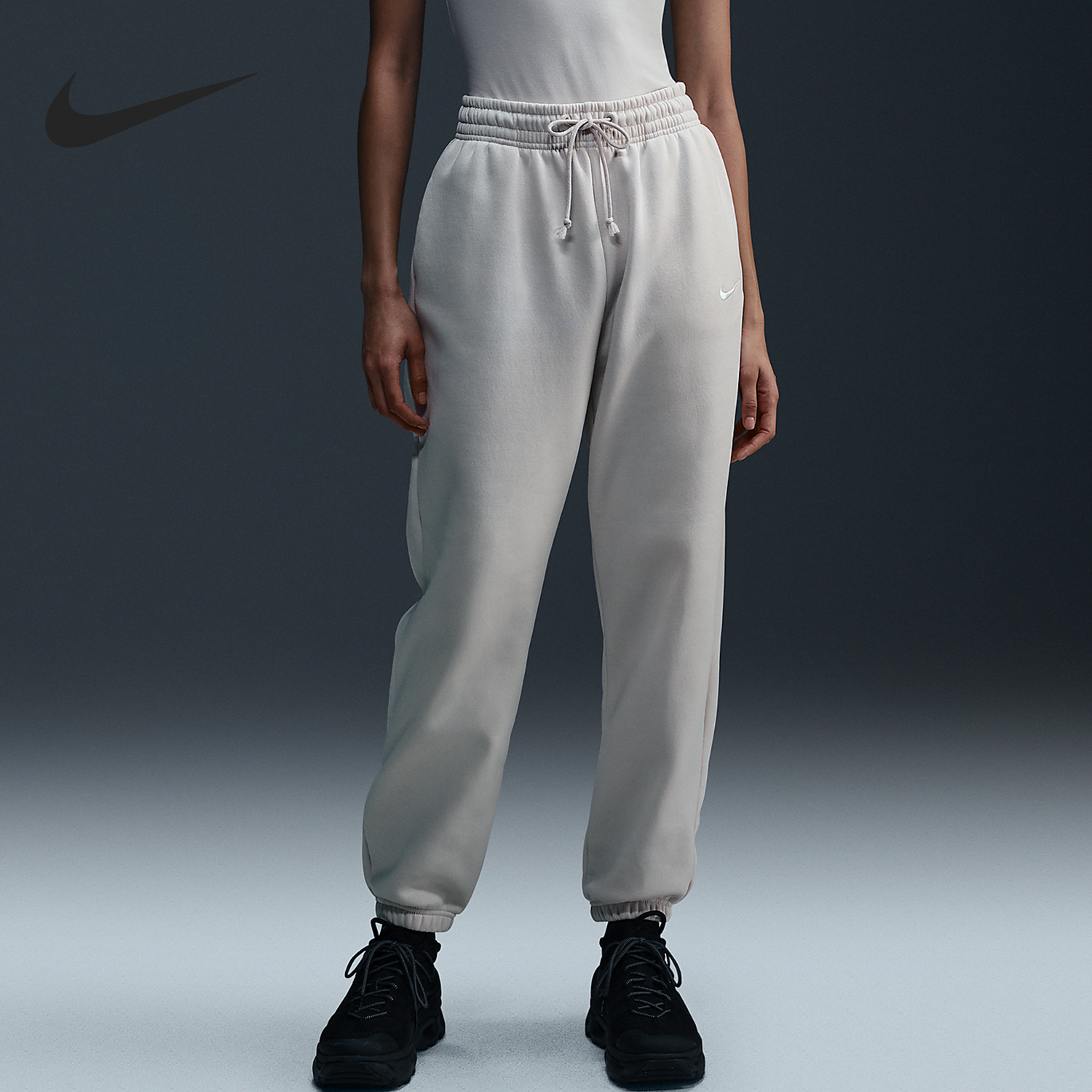 耐克女士运动保暖加绒休闲长裤