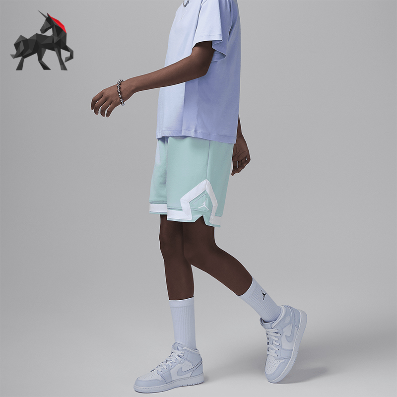 耐克大童中帮缓震耐磨运动鞋