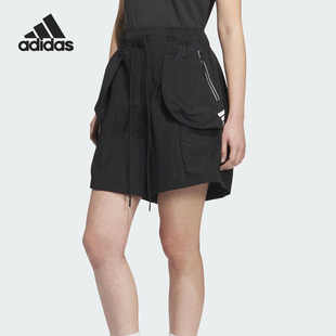 阿迪达斯正品 款 Adidas 2025夏季 KE9576 女士宽松梭织经典 口袋短裤