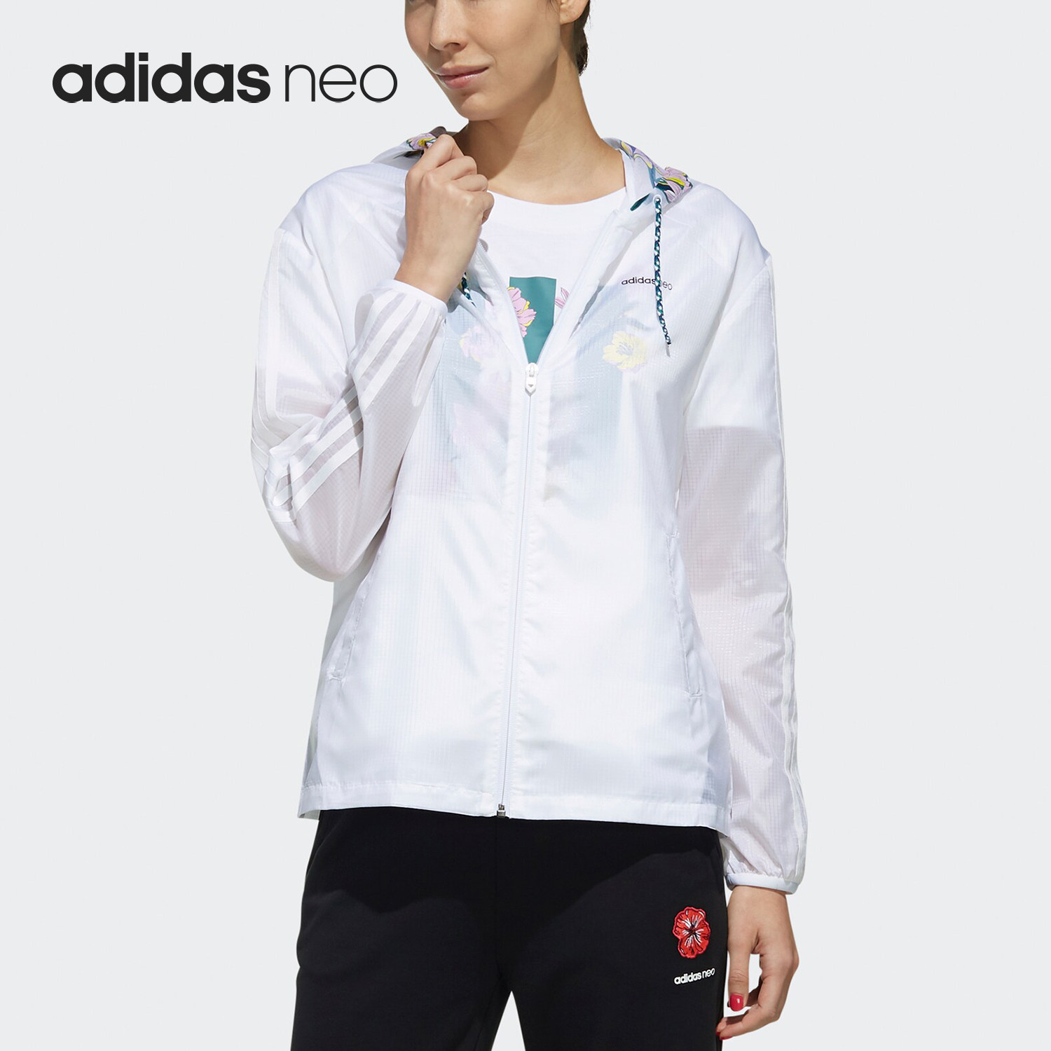 Adidas女子防风运动夹克皮肤衣