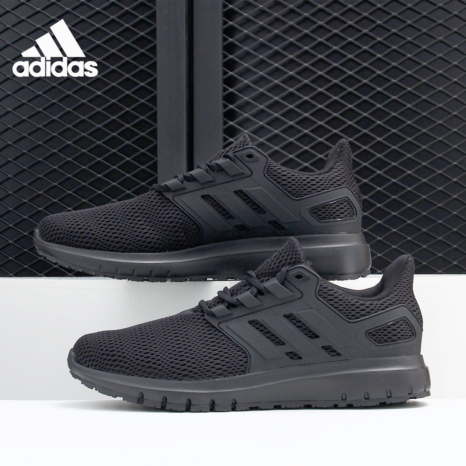 Adidas/阿迪达斯正品当季新款男女低帮休闲运动跑步鞋 FX3632