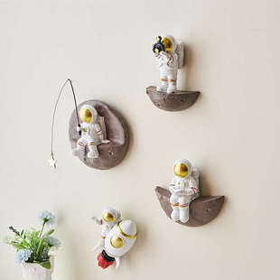 创意高级感宇航员墙上挂饰遮丑卧室电视背景墙面装饰挂件玄关壁挂