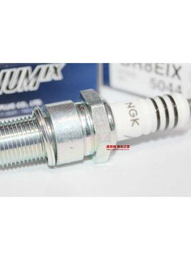 NGK铱金火花塞BR8EIX适用于摩托艇CM250庞巴迪302B8ESBR8ES开禧