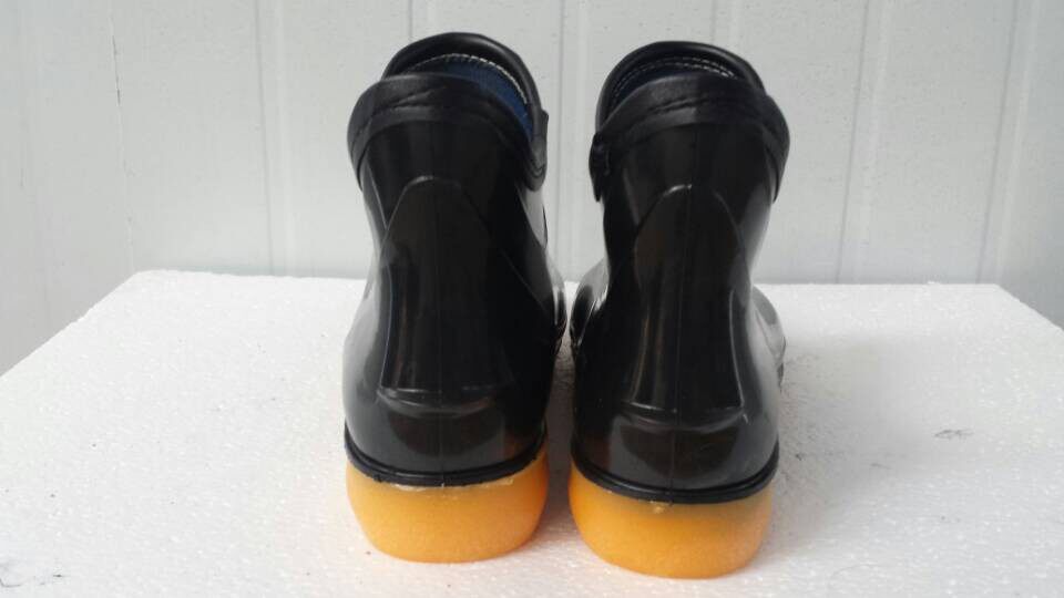 Chaussures - bottes caoutchouc homme pour printemps - semelle tendon - Ref 972318 Image 3