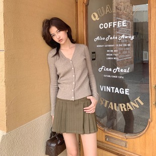 KERNEL COSMOS 入秋序章 秋季V领麻花修身显瘦绵羊毛针织开衫上衣