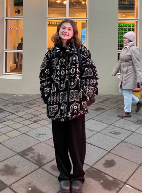 KERNEL COSMOS 布迪尔黑教堂  艺术感提花图纹羊羔毛夹棉外套