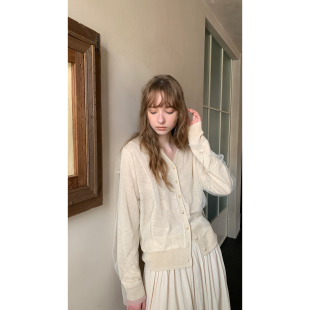 春夏V领朦胧感温柔薄纱假两件针织开衫 春日香氛 COSMOS KERNEL