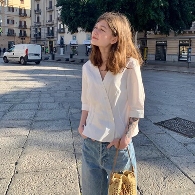 果核宇宙气质斜门襟v领收腰上衣