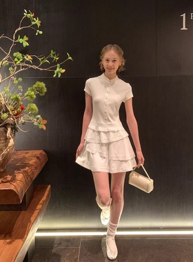 KERNEL COSMOS 云朵舒芙蕾 绵柔感单排扣上衣拼接蛋糕下摆连衣裙