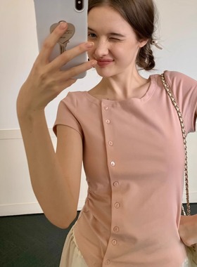 KERNEL COSMOS 桃桃奶芙 夏日氧气甜美T恤侧排扣收腰天丝棉上衣