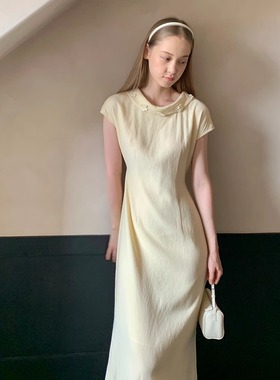 KERNEL COSMOS夏梨花宴 法式温柔气质立体钉花翻领收腰麻感连衣裙