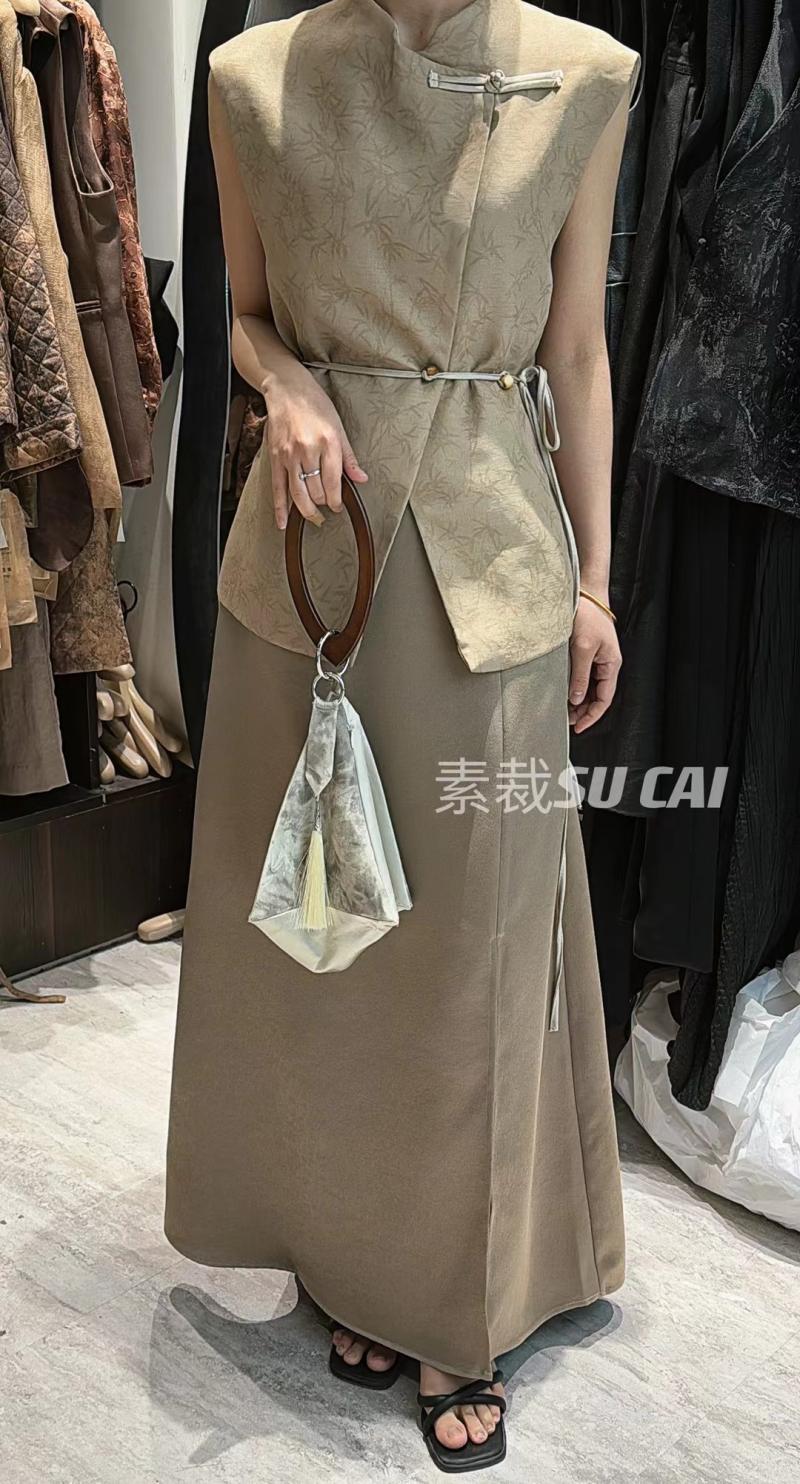 欧洲站2025秋季新中式国风盘扣提花减龄洋气时尚马甲连衣裙子套装