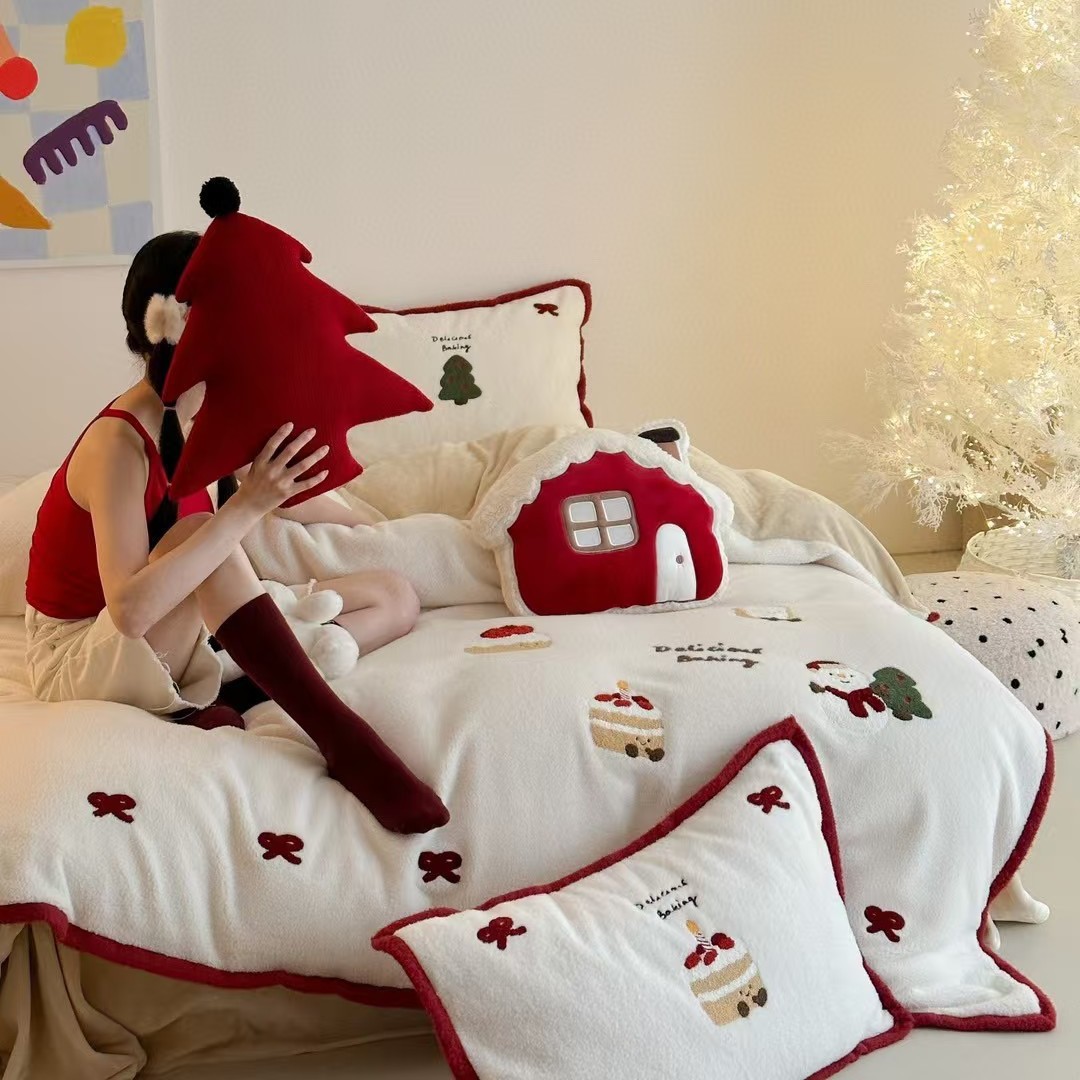 外贸A类圣诞节雪芙奶糕卡通冬季保暖加厚牛奶绒四件套加绒珊瑚绒
