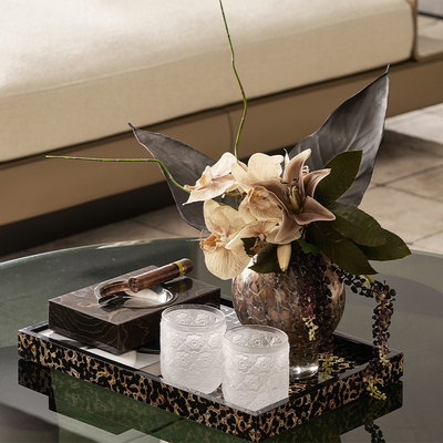 中古风客厅茶几上花瓶摆件高级感