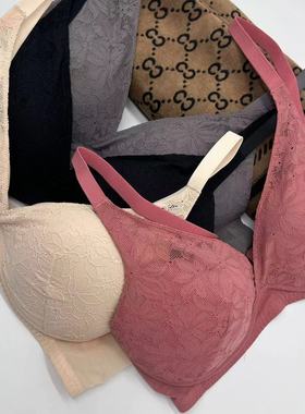 安莉芳旗下安朵蕾丝薄款轻聚拢无钢圈内衣女大胸显小文胸HB00196